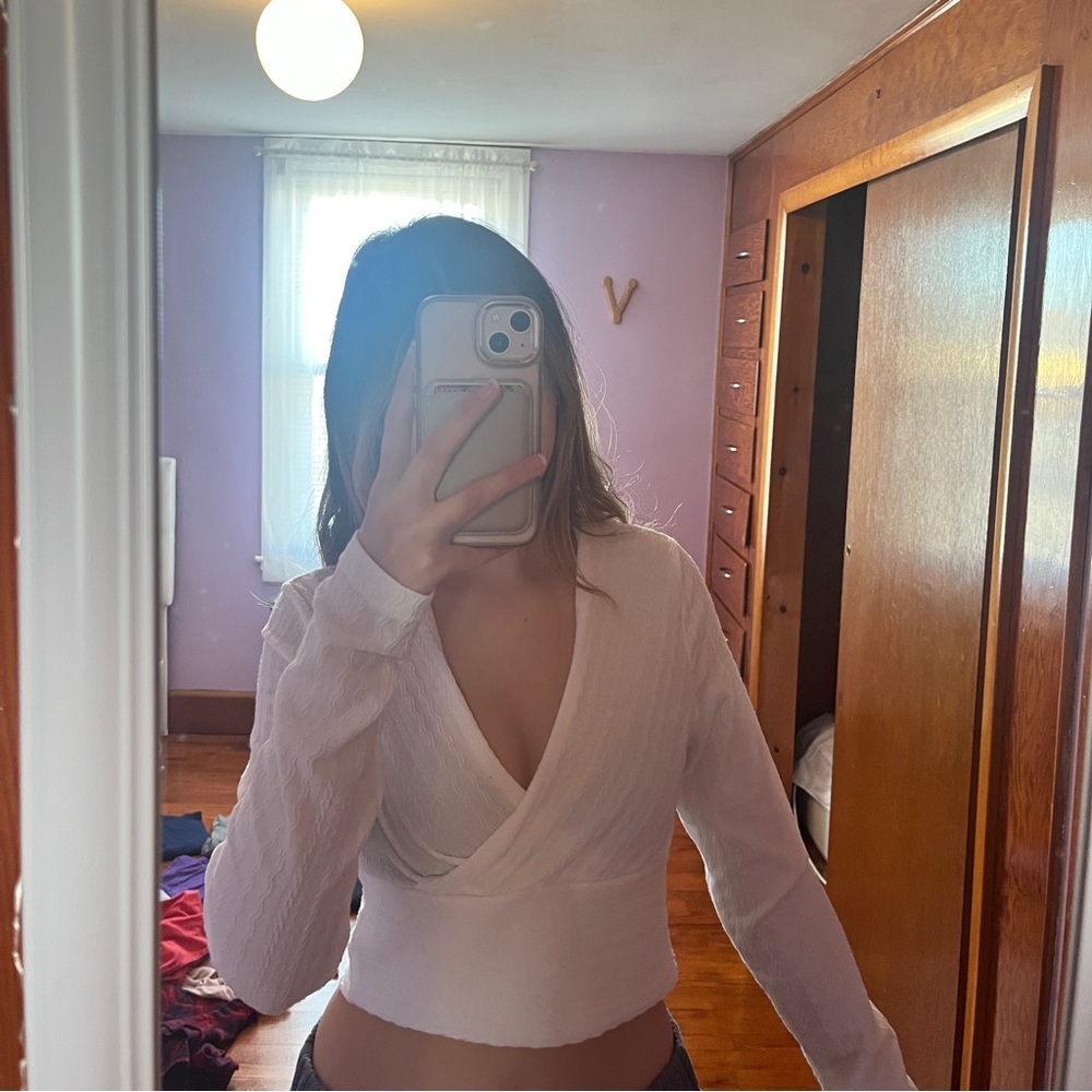 Shein White Wrap long sleeve top Size Medium